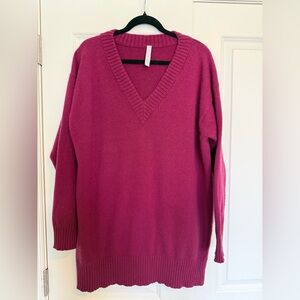 Athleta V-Neck Sweater - Cranberry XL